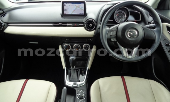 Nunua Ilio tumika Mazda Demio Bluu Gari ndani ya Inhambane nchini Inhambane Nunua Ilio tumika Mazda Demio Bluu Gari ndani ya Inhambane nchini Inhambane