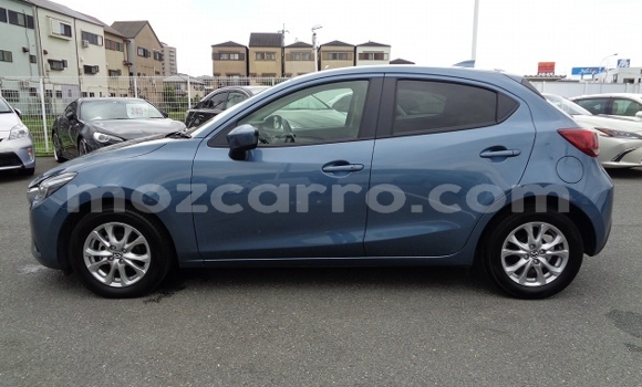 Nunua Ilio tumika Mazda Demio Bluu Gari ndani ya Inhambane nchini Inhambane Nunua Ilio tumika Mazda Demio Bluu Gari ndani ya Inhambane nchini Inhambane