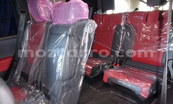 Nunua Ilio tumika Toyota Land Cruiser Nyeupe Gari ndani ya Maputo nchini Maputo Nunua Ilio tumika Toyota Land Cruiser Nyeupe Gari ndani ya Maputo nchini Maputo