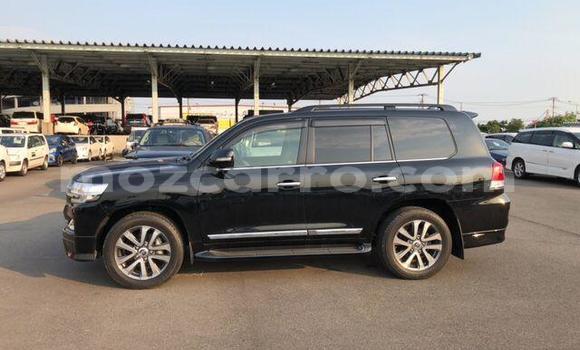 Nunua Ilio tumika Toyota Land Cruiser Nyeusi Gari ndani ya Manhiça nchini Maputo Nunua Ilio tumika Toyota Land Cruiser Nyeusi Gari ndani ya Manhiça nchini Maputo
