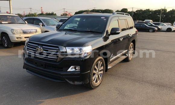 Nunua Ilio tumika Toyota Land Cruiser Nyeusi Gari ndani ya Manhiça nchini Maputo Nunua Ilio tumika Toyota Land Cruiser Nyeusi Gari ndani ya Manhiça nchini Maputo