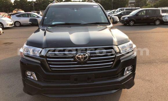 Nunua Ilio tumika Toyota Land Cruiser Nyeusi Gari ndani ya Manhiça nchini Maputo Nunua Ilio tumika Toyota Land Cruiser Nyeusi Gari ndani ya Manhiça nchini Maputo