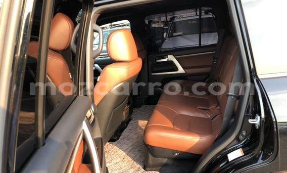 Nunua Ilio tumika Toyota Land Cruiser Nyeusi Gari ndani ya Manhiça nchini Maputo Nunua Ilio tumika Toyota Land Cruiser Nyeusi Gari ndani ya Manhiça nchini Maputo