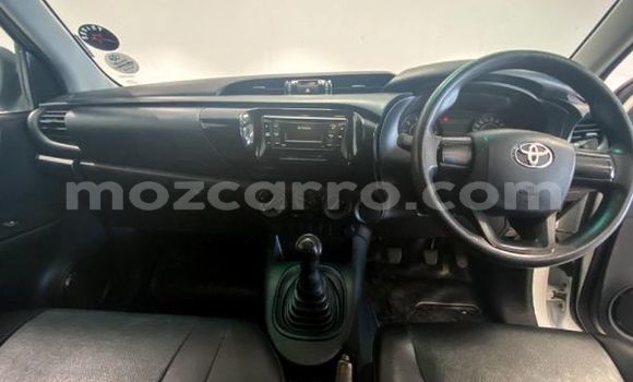 Comprar Usado Toyota Hilux Branco Carro em Maputo em Maputo Comprar Usado Toyota Hilux Branco Carro em Maputo em Maputo