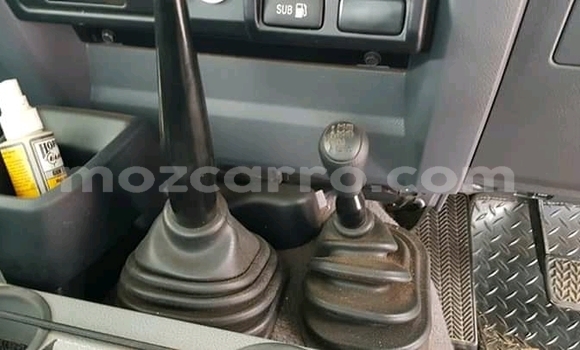 Tenga Tsaru Toyota Land Cruiser Zvimwe Mota in Achachinja in Tete Tenga Tsaru Toyota Land Cruiser Zvimwe Mota in Achachinja in Tete