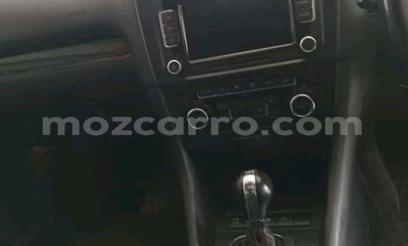 Tenga Tsaru Volkswagen Golf GTI Tsvuku Mota in Achachinja in Tete Tenga Tsaru Volkswagen Golf GTI Tsvuku Mota in Achachinja in Tete