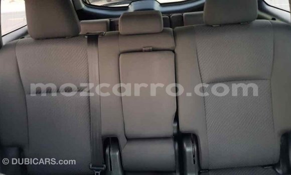 Tenga Imported Toyota Highlander Zvimwe Mota in Import - Dubai in Cabo Delgado Tenga Imported Toyota Highlander Zvimwe Mota in Import - Dubai in Cabo Delgado