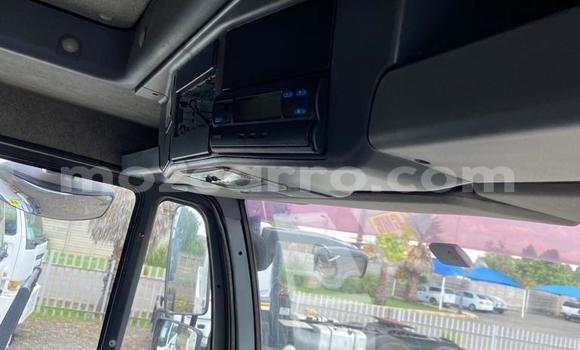 Comprar Usado Man Silent Branco Caminhão em Beira em Sofala Comprar Usado Man Silent Branco Caminhão em Beira em Sofala