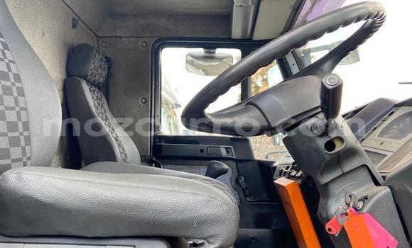 Comprar Usado Man Silent Branco Caminhão em Beira em Sofala Comprar Usado Man Silent Branco Caminhão em Beira em Sofala