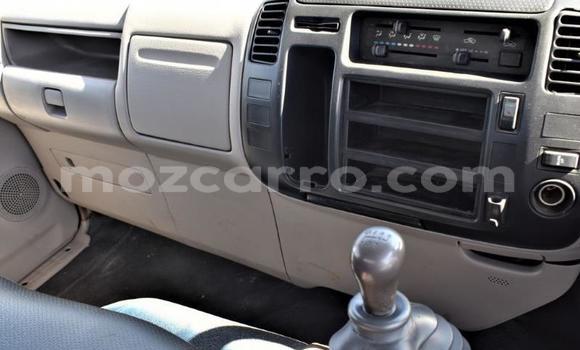 Comprar Usado Nissan UD Branco Caminhão em Beira em Sofala Comprar Usado Nissan UD Branco Caminhão em Beira em Sofala