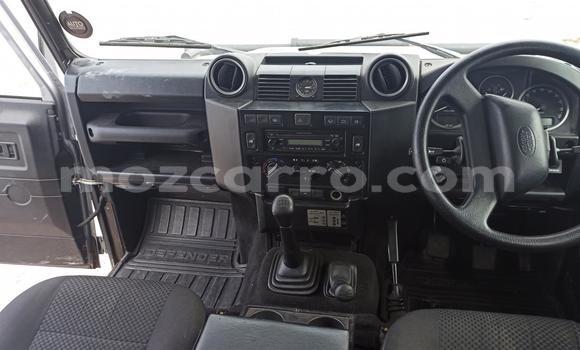 Comprar Usado Land Rover Defender De outros Carro em Beira em Sofala Comprar Usado Land Rover Defender De outros Carro em Beira em Sofala