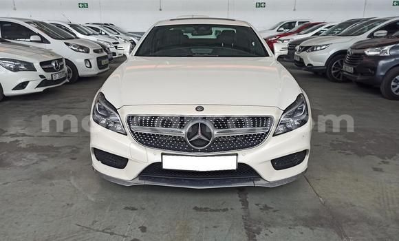 Comprar Usado Mercedes Viano Branco Carro em Beira em Sofala Comprar Usado Mercedes Viano Branco Carro em Beira em Sofala