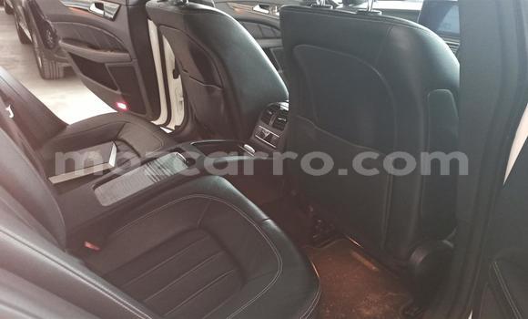 Comprar Usado Mercedes Viano Branco Carro em Beira em Sofala Comprar Usado Mercedes Viano Branco Carro em Beira em Sofala