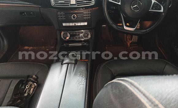 Comprar Usado Mercedes Viano Branco Carro em Beira em Sofala Comprar Usado Mercedes Viano Branco Carro em Beira em Sofala