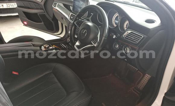 Comprar Usado Mercedes Viano Branco Carro em Beira em Sofala Comprar Usado Mercedes Viano Branco Carro em Beira em Sofala