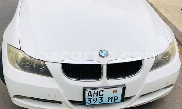 Buy Used BMW 3200 White Car in Maputo in Maputo