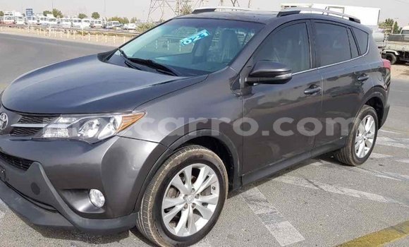 Comprar Importar Toyota RAV4 De outros Carro em Import - Dubai em Cabo Delgado Comprar Importar Toyota RAV4 De outros Carro em Import - Dubai em Cabo Delgado