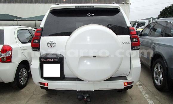 Comprar Usado Toyota Prado Branco Carro em Beira em Sofala Comprar Usado Toyota Prado Branco Carro em Beira em Sofala