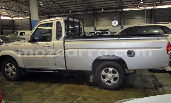 Comprar Usado Mahindra MM Prata Carro em Beira em Sofala Comprar Usado Mahindra MM Prata Carro em Beira em Sofala