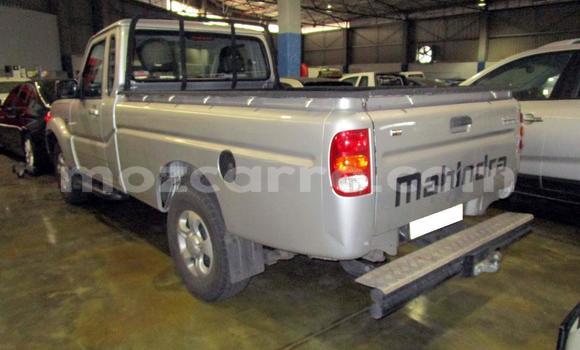 Comprar Usado Mahindra MM Prata Carro em Beira em Sofala Comprar Usado Mahindra MM Prata Carro em Beira em Sofala