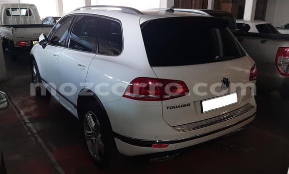Comprar Usado Volkswagen Touareg Branco Carro em Beira em Sofala Comprar Usado Volkswagen Touareg Branco Carro em Beira em Sofala