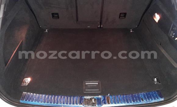 Comprar Usado Volkswagen Touareg Branco Carro em Beira em Sofala Comprar Usado Volkswagen Touareg Branco Carro em Beira em Sofala