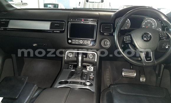 Comprar Usado Volkswagen Touareg Branco Carro em Beira em Sofala Comprar Usado Volkswagen Touareg Branco Carro em Beira em Sofala