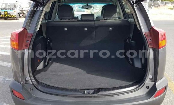 Comprar Importar Toyota RAV4 De outros Carro em Import - Dubai em Cabo Delgado Comprar Importar Toyota RAV4 De outros Carro em Import - Dubai em Cabo Delgado