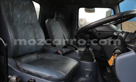 Comprar Usado Hino 300 Series Branco Caminhão em Maputo em Maputo Comprar Usado Hino 300 Series Branco Caminhão em Maputo em Maputo
