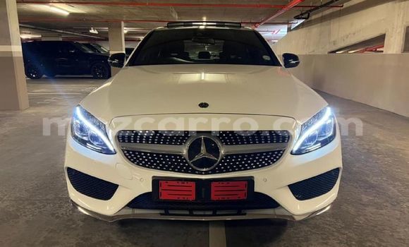 Comprar Usado Mercedes-Benz C-Classe Branco Carro em Manica em Manica