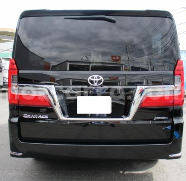 Big with watermark toyota grand hiace manica manica 12268