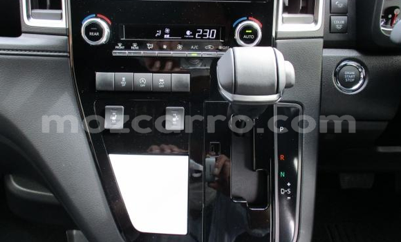 Buy Used Toyota Grand HiAce Black Car in Manica in Manica Buy Used Toyota Grand HiAce Black Car in Manica in Manica