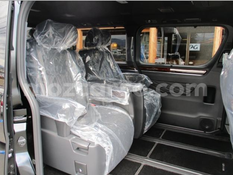 Big with watermark toyota grand hiace manica manica 12268