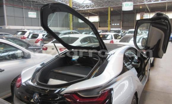 Comprar Usado BMW i8 Prata Carro em Beira em Sofala Comprar Usado BMW i8 Prata Carro em Beira em Sofala
