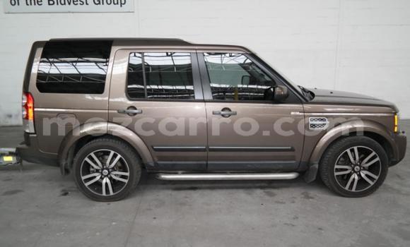 Comprar Usado Land Rover Defender Bege Carro em Beira em Sofala Comprar Usado Land Rover Defender Bege Carro em Beira em Sofala
