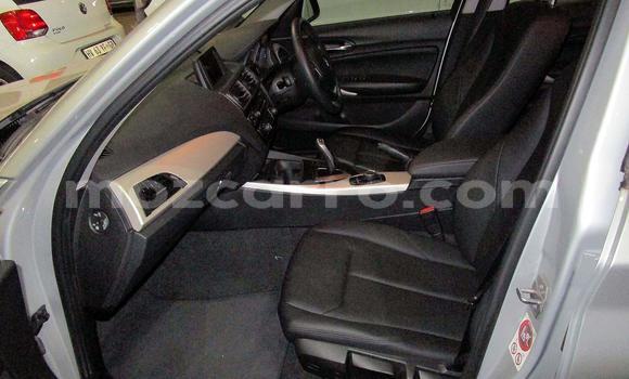 Comprar Usado BMW 1-Series Prata Carro em Beira em Sofala Comprar Usado BMW 1-Series Prata Carro em Beira em Sofala