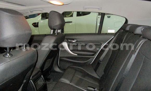 Comprar Usado BMW 1-Series Prata Carro em Beira em Sofala Comprar Usado BMW 1-Series Prata Carro em Beira em Sofala