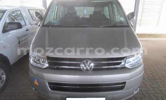 Comprar Usado Volkswagen Caravelle Prata Carro em Beira em Sofala Comprar Usado Volkswagen Caravelle Prata Carro em Beira em Sofala