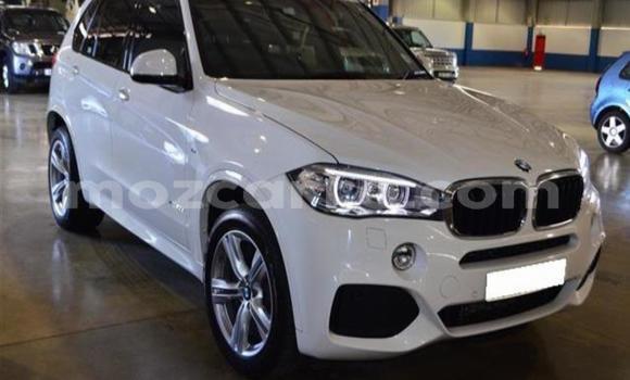 Comprar Usado BMW X5 Branco Carro em Beira em Sofala
