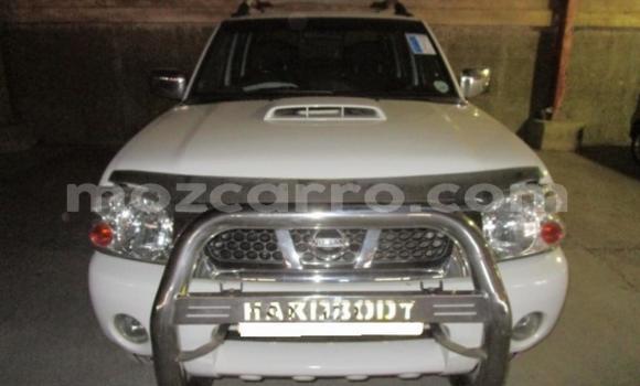 Comprar Usado Nissan Hardbody Branco Carro em Beira em Sofala Comprar Usado Nissan Hardbody Branco Carro em Beira em Sofala