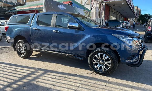 Buy Used Mazda BT-50 Blue Car in Maputo in Maputo