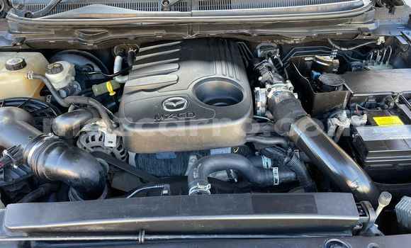 Nunua Ilio tumika Mazda BT-50 Bluu Gari ndani ya Maputo nchini Maputo Nunua Ilio tumika Mazda BT-50 Bluu Gari ndani ya Maputo nchini Maputo