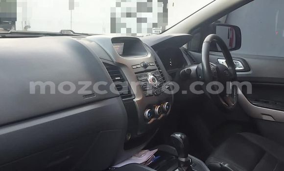 Nunua Ilio tumika Ford Focus (North America) Bluu Gari ndani ya Maputo nchini Maputo Nunua Ilio tumika Ford Focus (North America) Bluu Gari ndani ya Maputo nchini Maputo