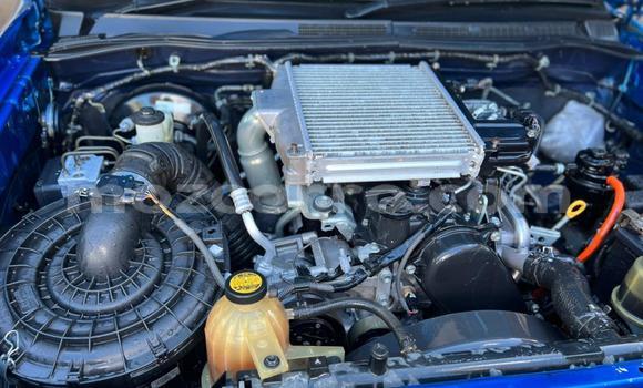 Nunua Ilio tumika Toyota Hilux Bluu Gari ndani ya Maputo nchini Maputo Nunua Ilio tumika Toyota Hilux Bluu Gari ndani ya Maputo nchini Maputo