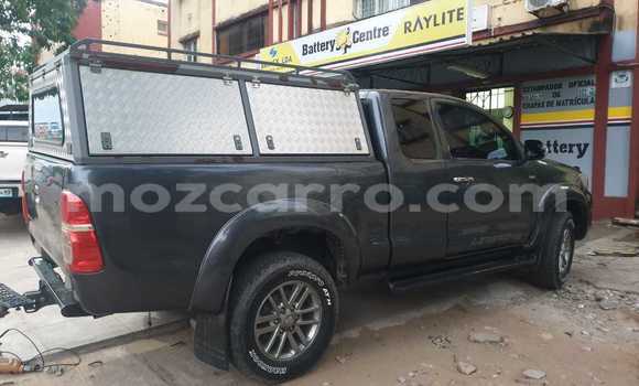 Buy Used Toyota Hilux Silver Car in Mocambique in Nampula Buy Used Toyota Hilux Silver Car in Mocambique in Nampula