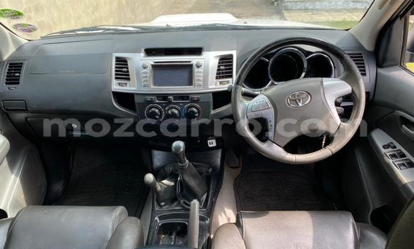 Buy Used Toyota Hilux White Car in Mocambique in Nampula Buy Used Toyota Hilux White Car in Mocambique in Nampula