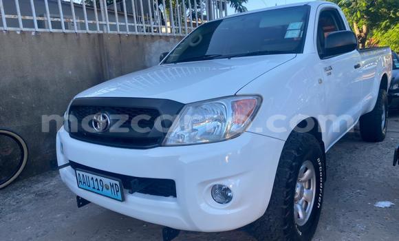 Tenga Tsaru Toyota Hilux Chena Mota in Maputo in Maputo Tenga Tsaru Toyota Hilux Chena Mota in Maputo in Maputo