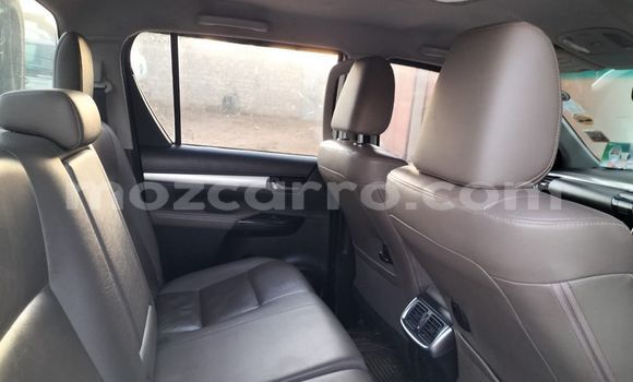 Buy Used Toyota Hilux White Car in Maputo in Maputo Buy Used Toyota Hilux White Car in Maputo in Maputo