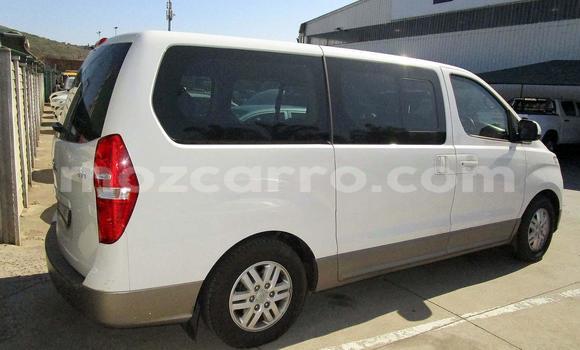 Comprar Usado Hyundai H1 Branco Carro em Beira em Sofala Comprar Usado Hyundai H1 Branco Carro em Beira em Sofala