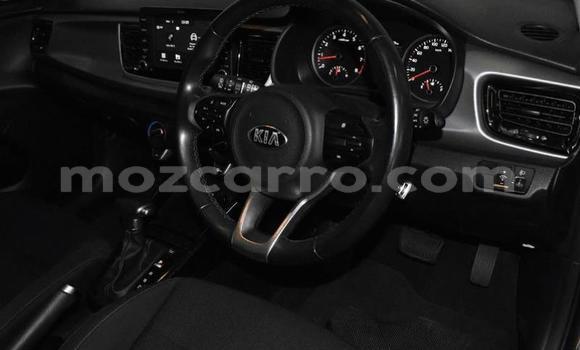 Comprar Usado Kia Rio Prata Carro em Maputo em Maputo Comprar Usado Kia Rio Prata Carro em Maputo em Maputo